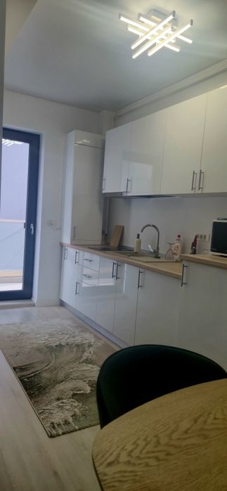Queen's    Vând apartament 2 camere, 2 balcoane, Mamaia Nord