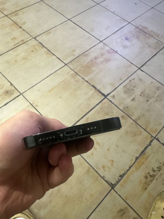 iPhone 14 Pro,гарантия прошла