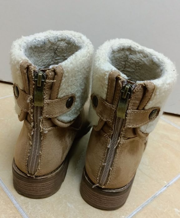 Ghete dama maro cu blana