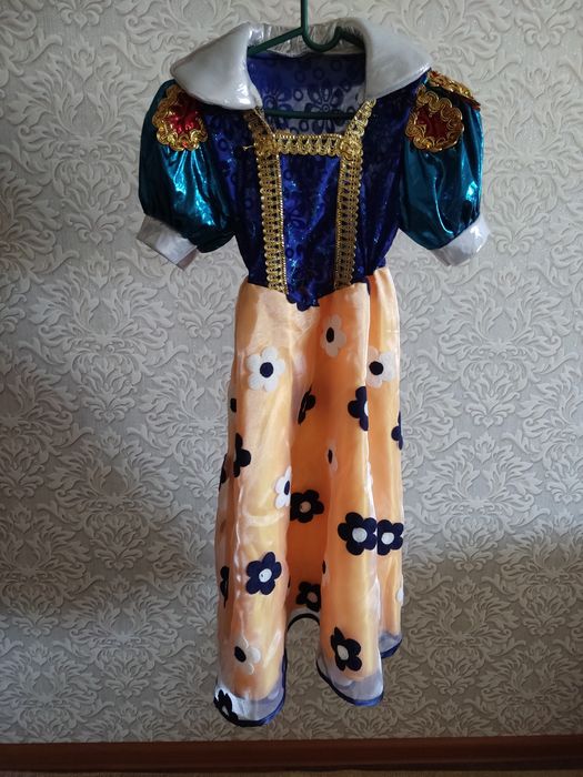 Белоснежка платье