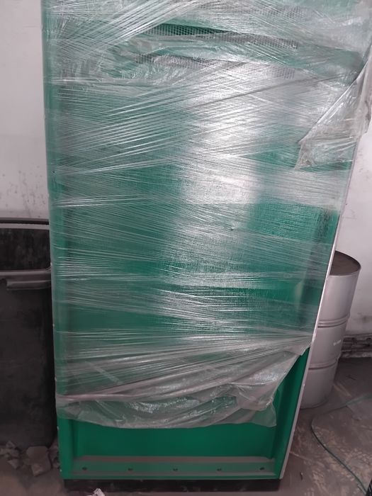 Toaleta publicade la Palmex NOUA cu mici urme de la transport, este noua, infoliata, a refuzat o clientul.O vand la jumatate din pretul uneia noi.