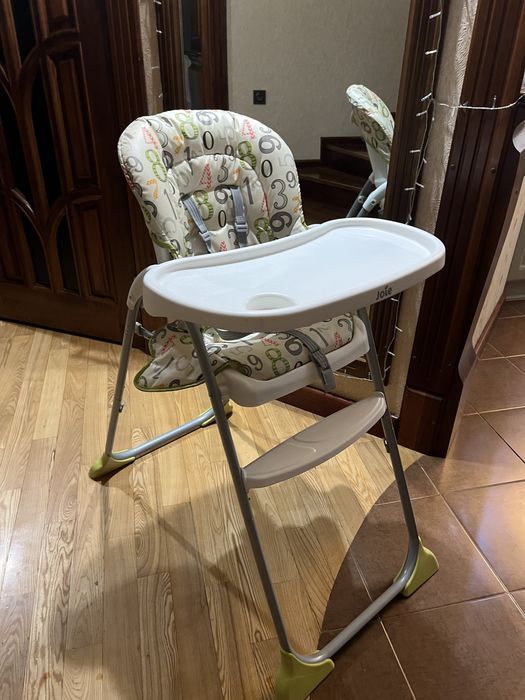 Аренда детские стульчки для кормления Alphée и Joie