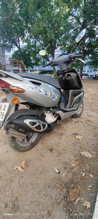 Продавам Скутер Априлия