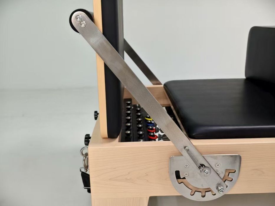 Aparat pilates reformer with tower din lemn de artar (maple)