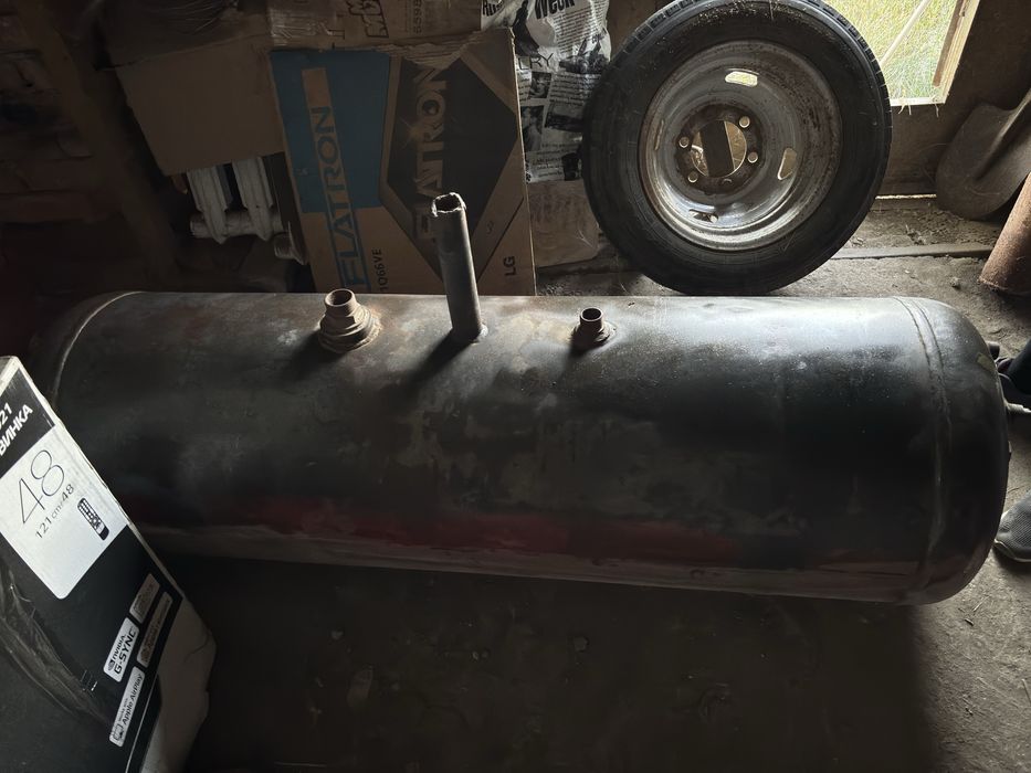 Продам резервуар