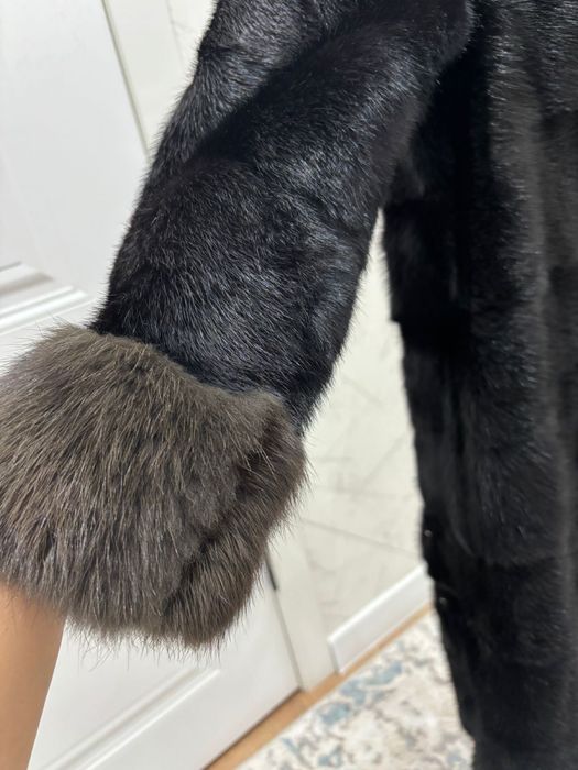 Продам б/у норковую шубу!