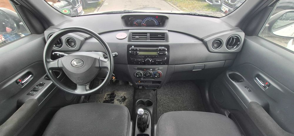 Daihatsu Materia 1.5 benzina 103 cp 2009