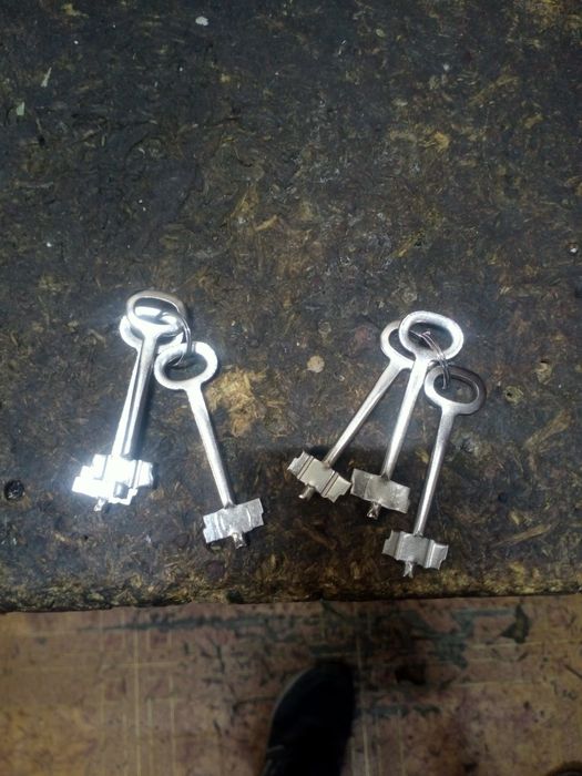 Продам советский сейф