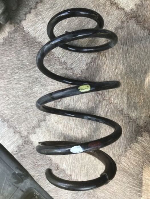 Оригинальная пружина переднего амортизатора Hyundai Tucson