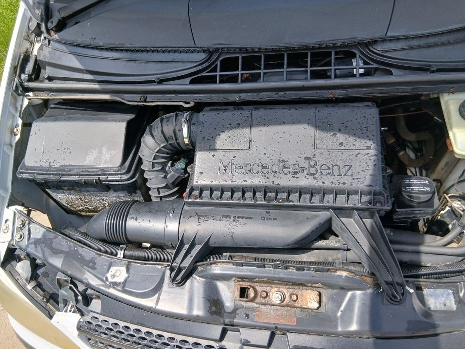 Dezmembrez Mercedes VITO W639 2005 2006 2007 2008 2.2 diesel