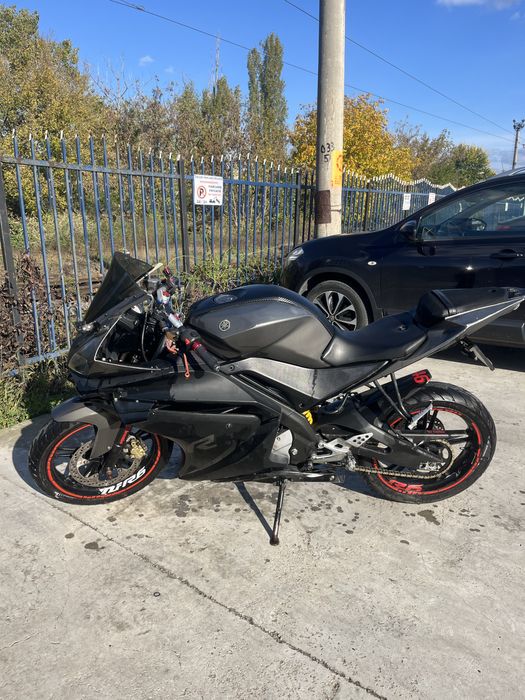 Motocicleta Yamaha YZF   R125