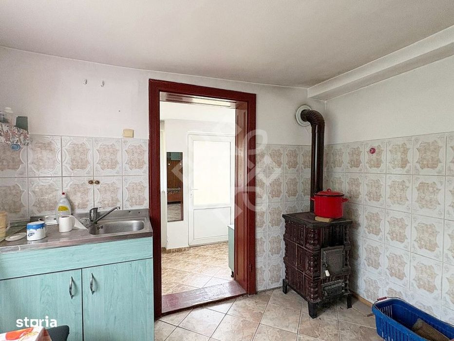 Casa si spatiu de productie in Iosia, teren 839 mp