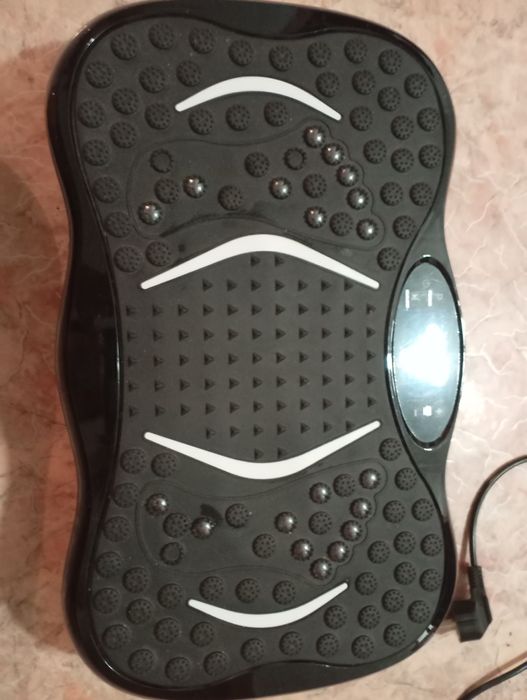 Продам вибро платформу .