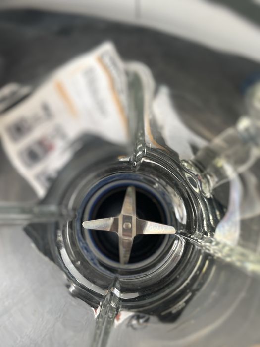 Blender silver crest