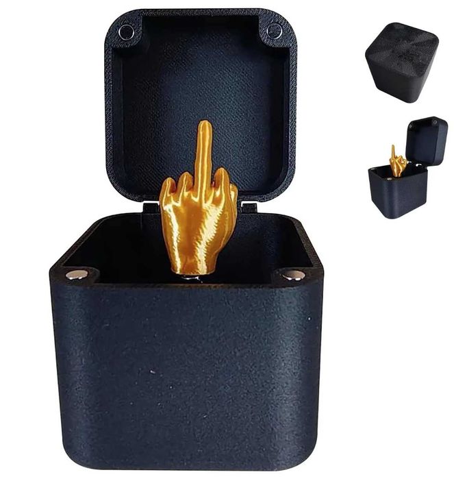 нтересна шега Подарък Среден пръст в кутия