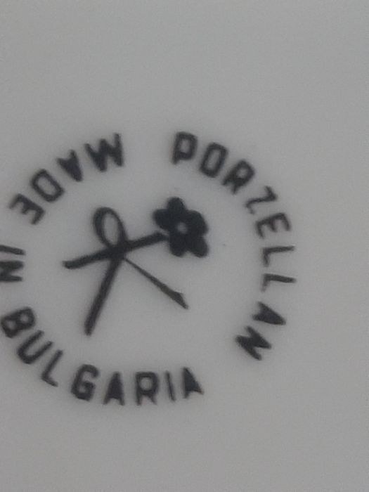 Бульонница фарфоровый