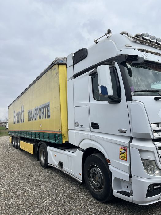 Vand ansamblu complet Mercedes Actros Mp4, 2013+semi remorca Krome 2015
