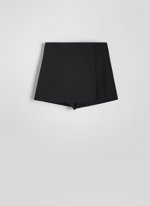 Дамска пола-панталонки