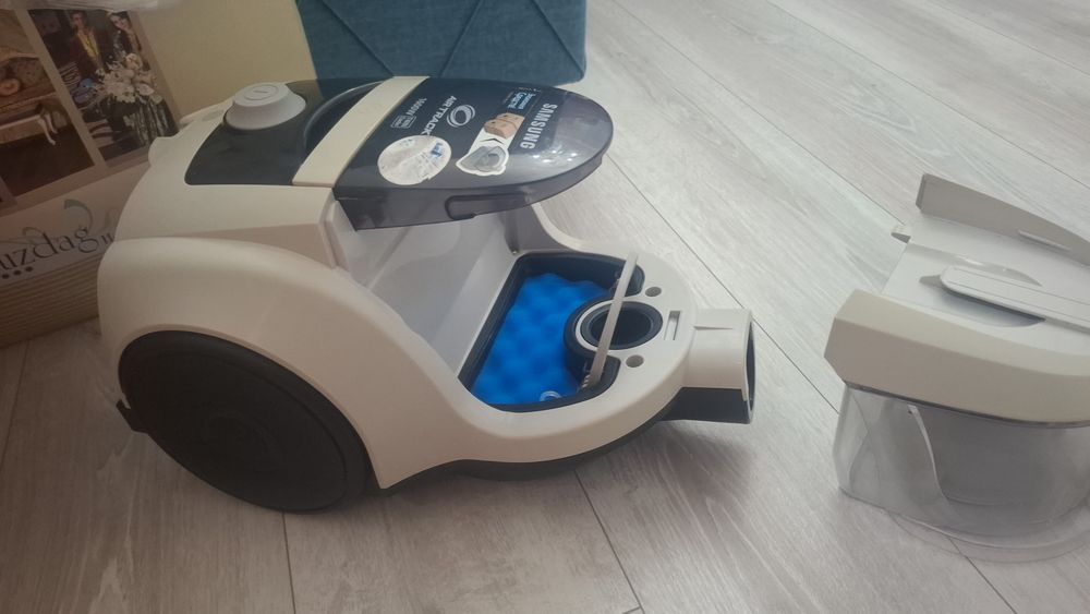 Срочно Продам пылесос