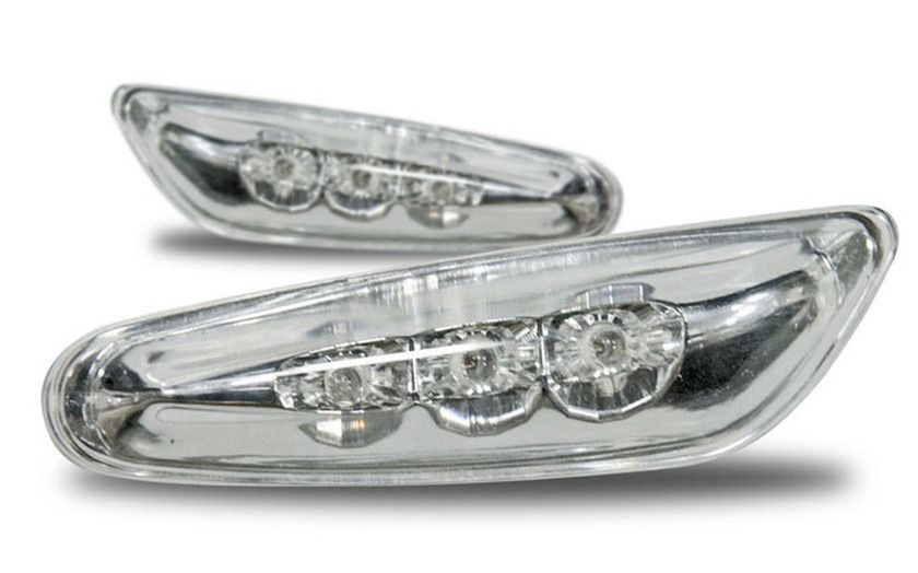 Lampa semnalizare aripa BMW Seria 1 (E81/E82/E87/E88) 09.2004- 3 (E46) SDN/Estate 10.2001-06.2005 3 (E90/E91) SDN/Touring 11.2004-08.2008 3 (E90/E91) 08.2008- 3 (E92/93) Coupe/Cabrio 09.2006-03.2010 5 (E60/E61) 06.2003-06.2010 X3 (E83) 06.2003-11.2010 B