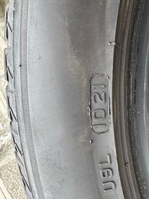 Летни гуми Bridgestone 235/50/18