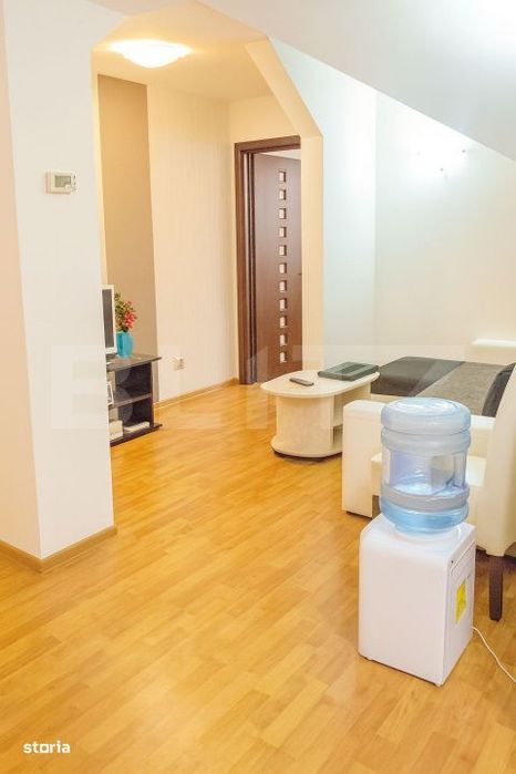 Apartament de 3 camere, semidecomandat, cu parcare subterana, in Zoril