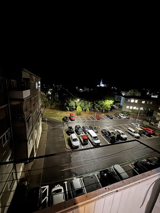 Apartament cu doua camere de vanzare central Beius