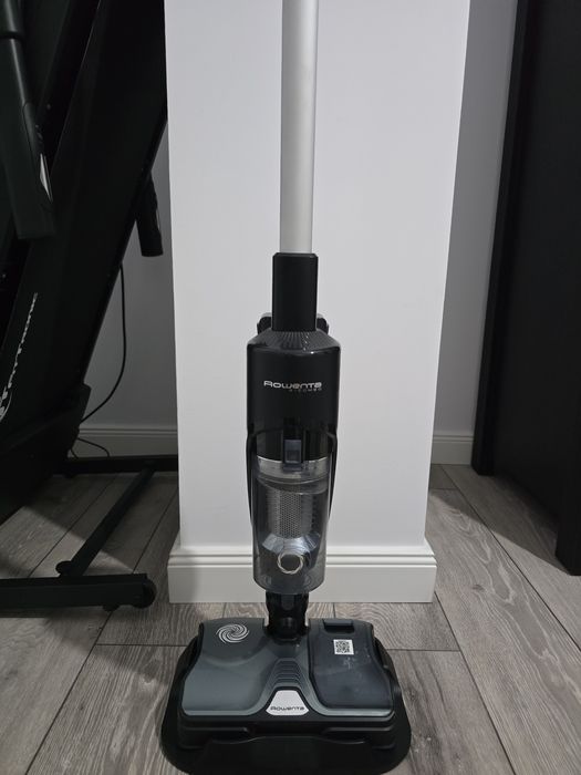 Aspirator vertical cu spălare Rowenta X-Combo GZ3039WO