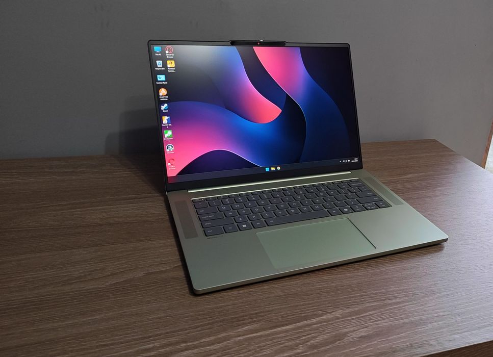 LENOVO IdeaPad Slim 5, Ryzen 7 7735HS, 16GB LPDDR5x, SSD 1TB, GARANȚIE