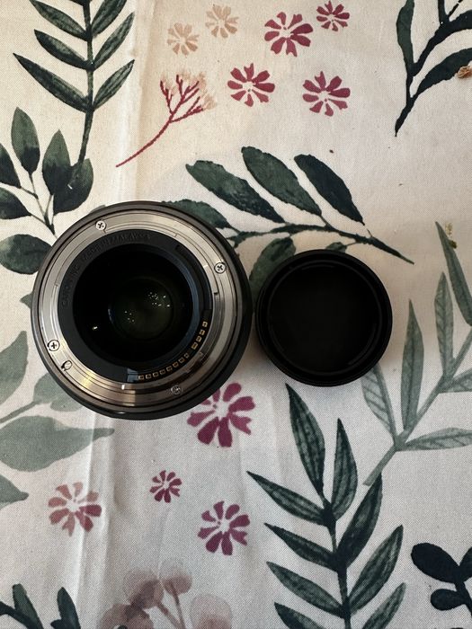 Vand 85mm f2 IS STM -Canon