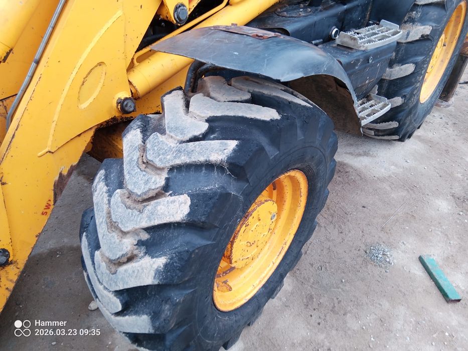 Buldoexcavator JCB 3CX Super