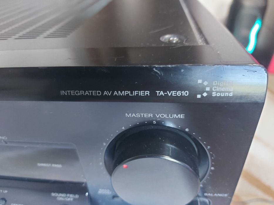 Усилвател SONY TA-VE610