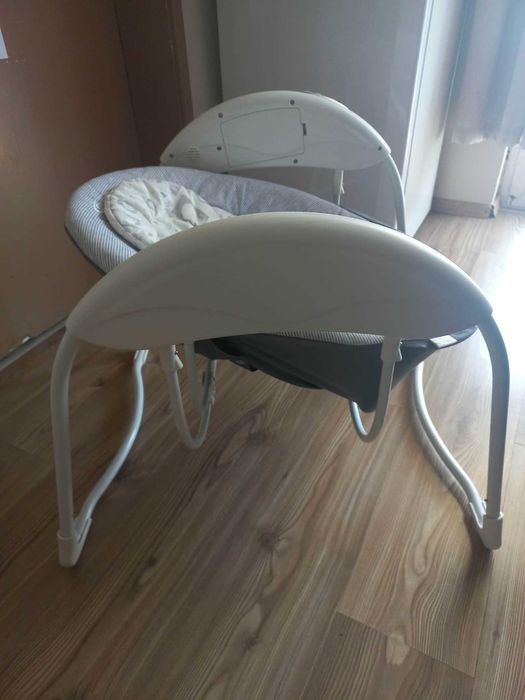 електрическа бебешка люлка Graco Glider Lite,