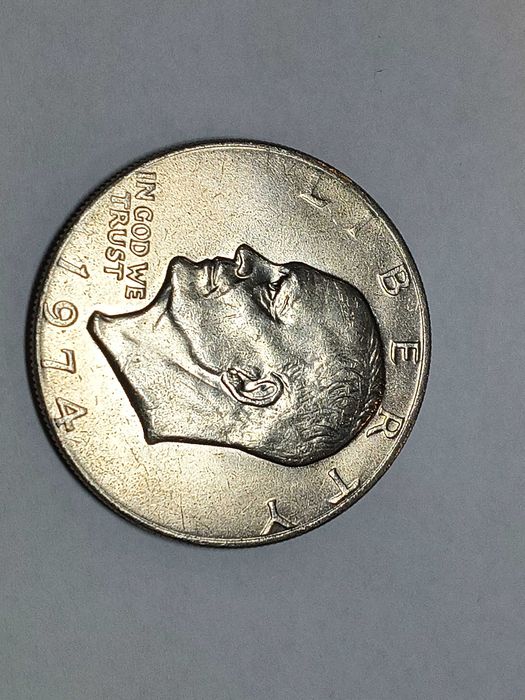Vând monedă rară de 1 dolar Eisenhower 1874 de argint