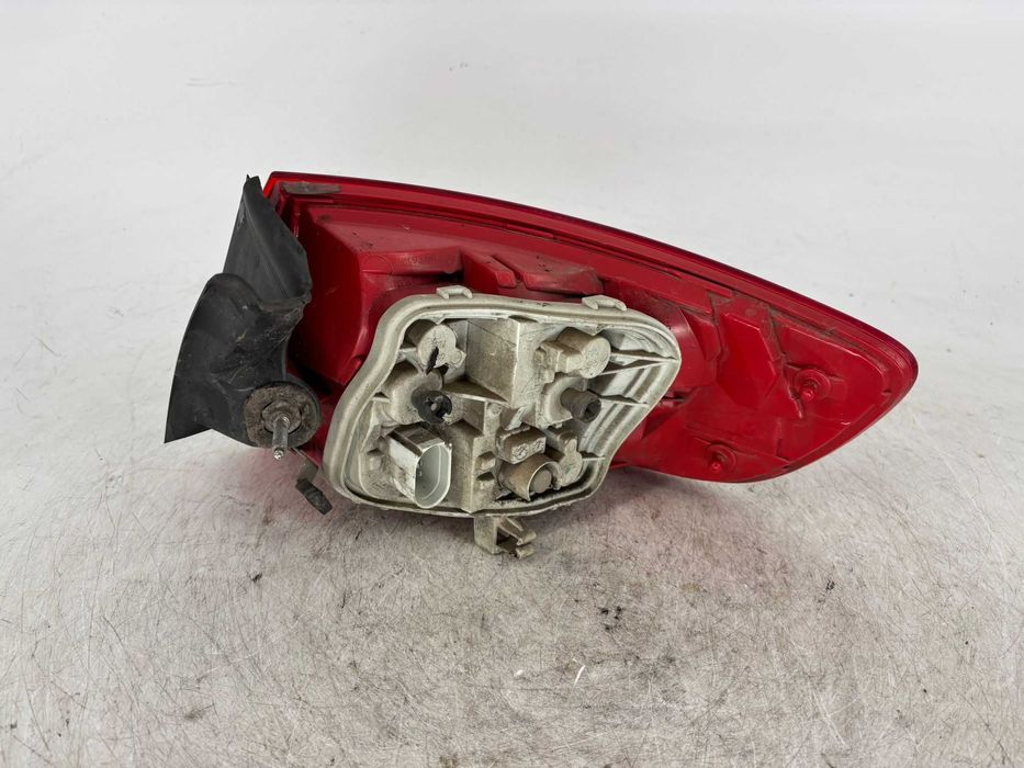 Stop stanga Audi A3 an 2010