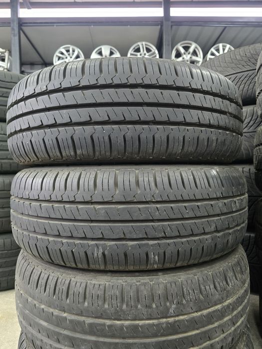 4 Броя Бусови Гуми 195/60/16C Hankook 2x9mm 2x7,5mm