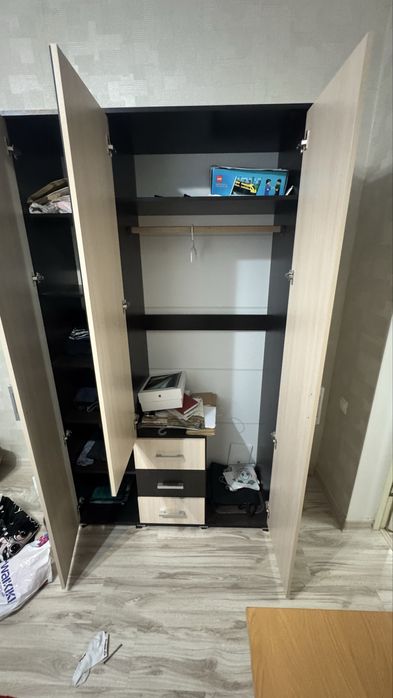 Шкаф продаю Срочно