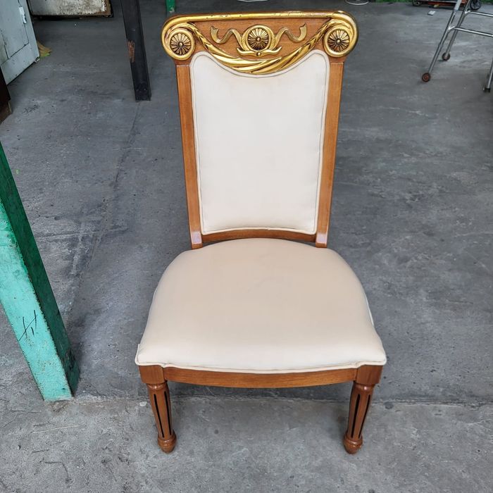 Перетяжка стульев