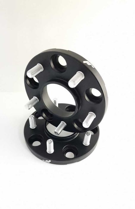 Distantiere adaptoare roata cu trecere de la 5x120 (masina) la 5x112