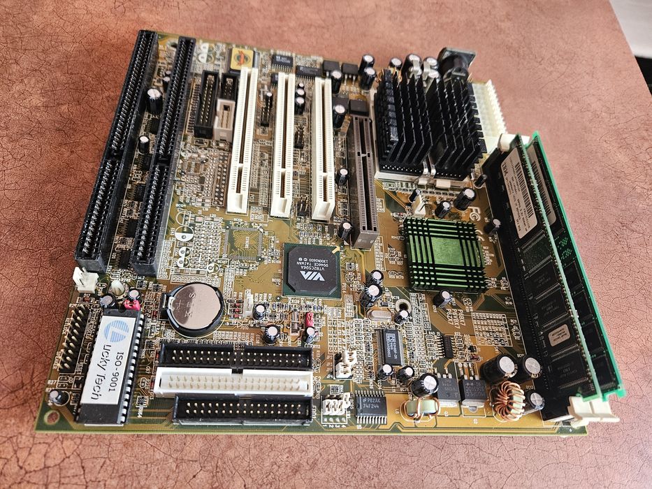 Kit retro AT Intel Celeron 400Mhz