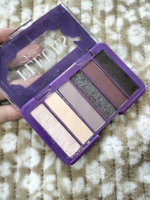 Палетка  теней Vivienne Sabo