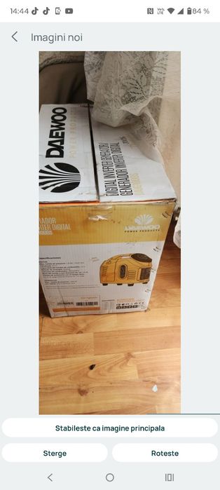Vând ochelari Cartier originali în cutia  fără cartea lor și generator electric fiecare prețul lor de 800