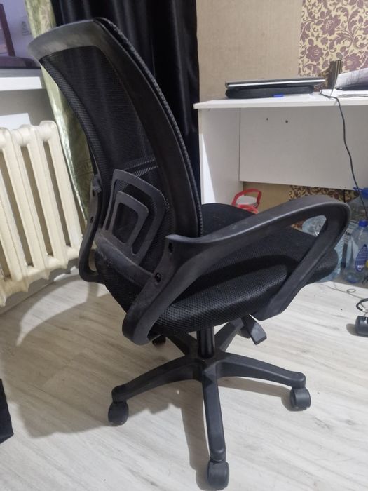 Компьютерное Кресло с каспи, почти новое