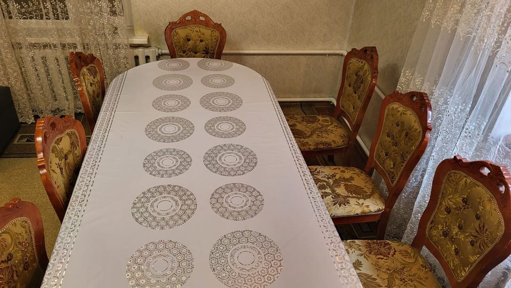 Продам стол со стульями