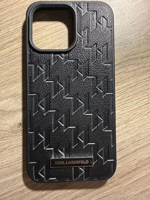 Продавам iphone 15 pro max 256 гб
