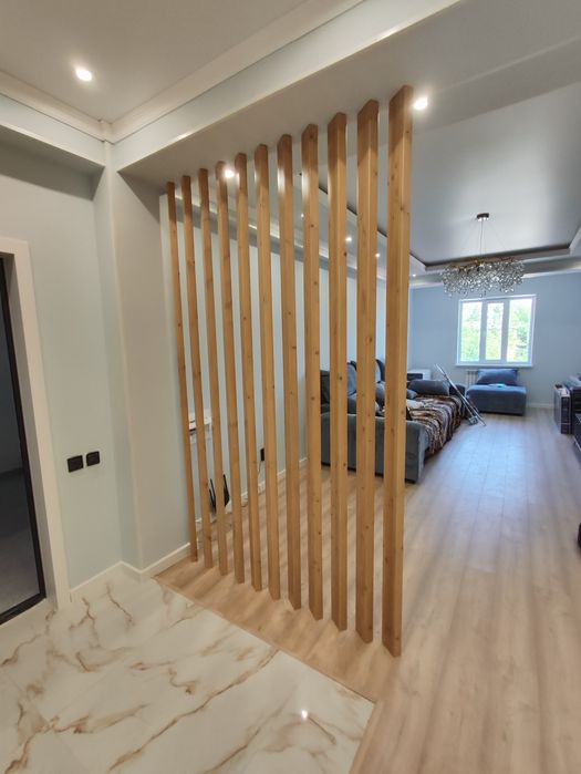 Реечные перегородки , Перегородки тз бруса, Деревянные перегородки 
Ре