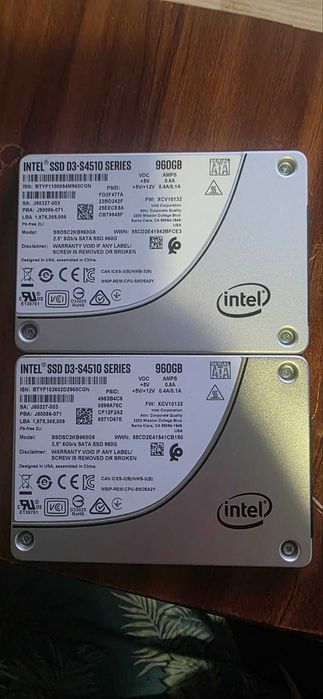2 БРОЯ Intel D3‑S4510 Series – 960GB SATA 2.5", модел SSDSC2KB960G8.