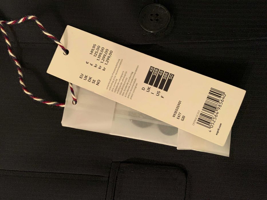 Чисто ново мъжко сако Esprit 94 (черно)