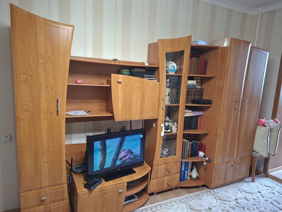 Стенка в отличном состоянии