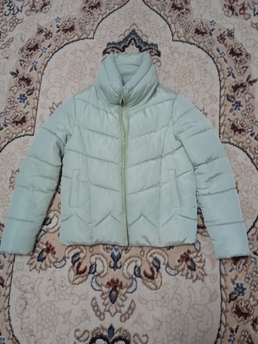 Продам куртку осеннюю